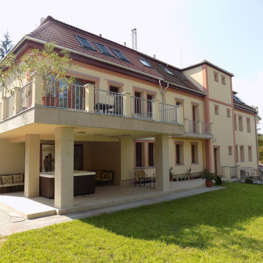 Fortuna Hotel Miskolc Esterno foto