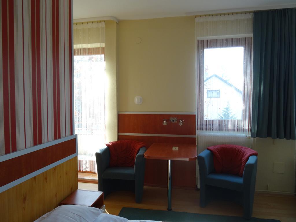 Fortuna Hotel Miskolc Camera foto