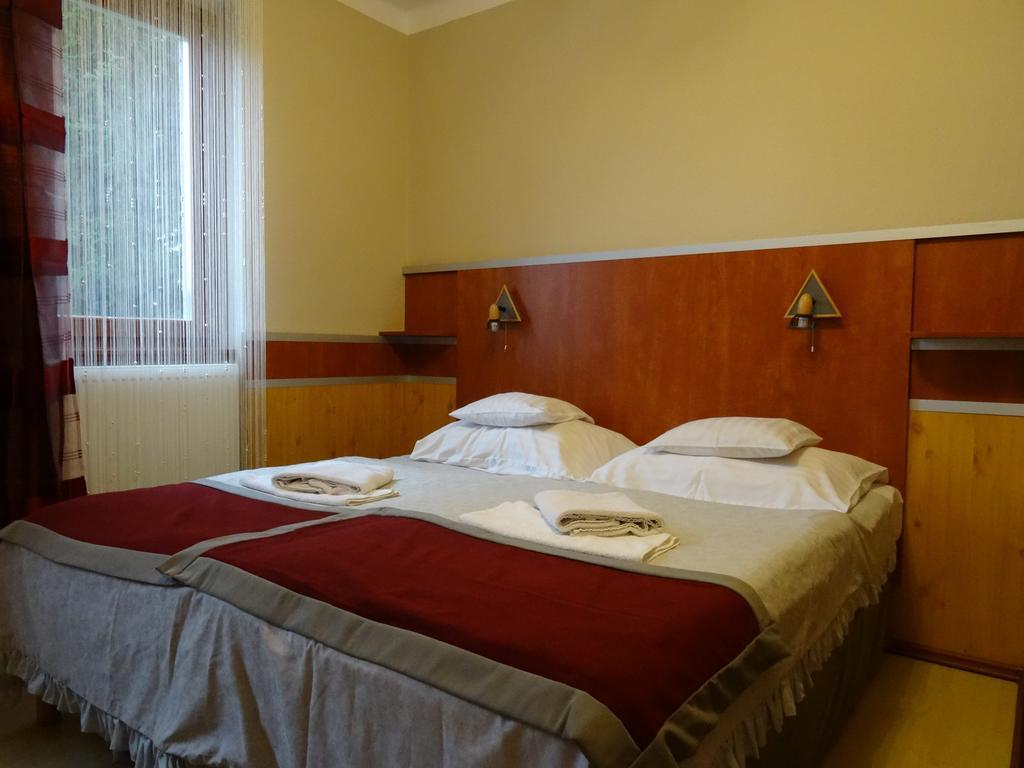 Fortuna Hotel Miskolc Camera foto