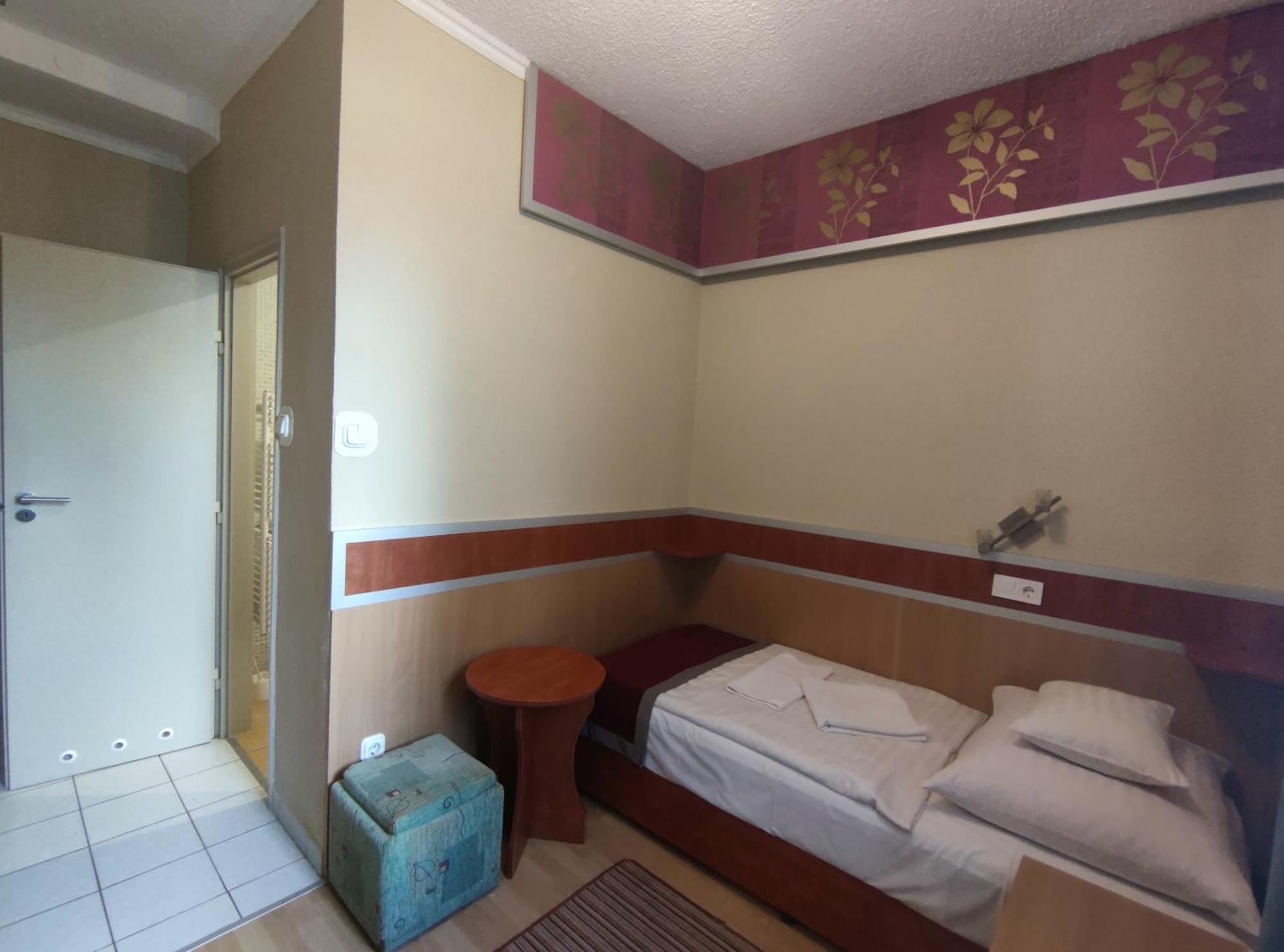 Fortuna Hotel Miskolc Esterno foto