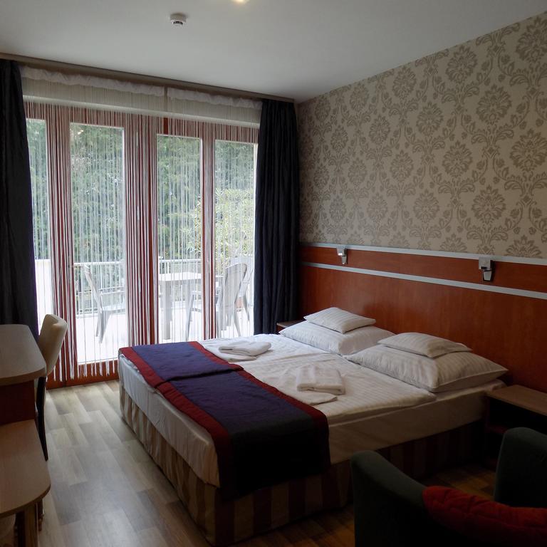 Fortuna Hotel Miskolc Esterno foto